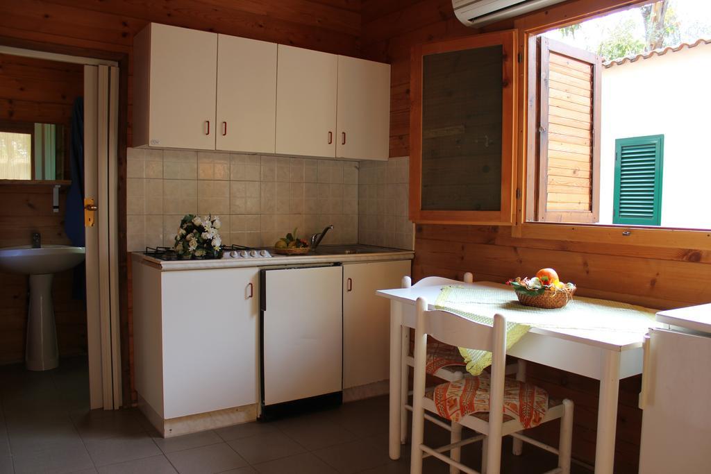 Residence Village Lido Del Gargano Роди-Гарганико Номер фото
